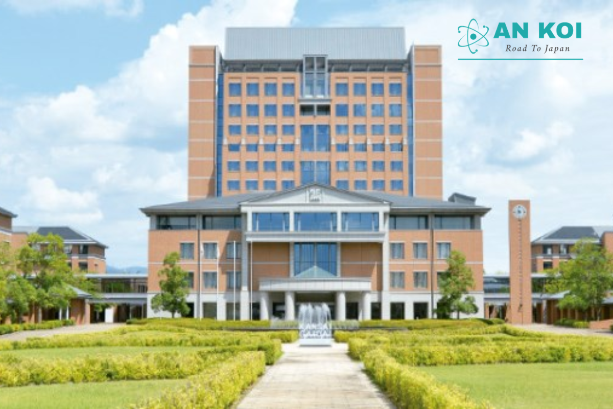 Đại học Kansai là một trong những trường tư thục nổi tiếng tại Osaka với hơn 130 năm lịch sử. Khám phá ngành học, khuôn viên, chương trình dành cho du học sinh tại Kansai University.