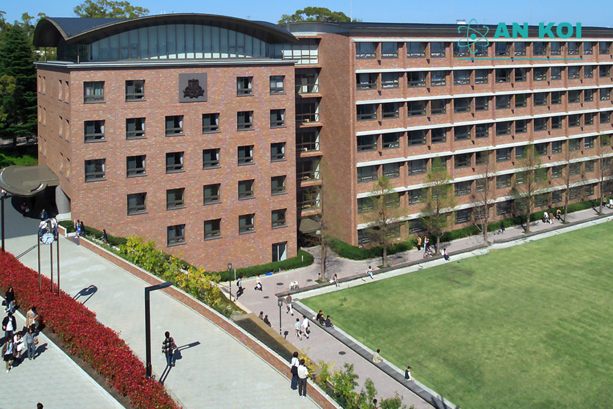 Đại học Kansai là một trong những trường tư thục nổi tiếng tại Osaka với hơn 130 năm lịch sử. Khám phá ngành học, khuôn viên, chương trình dành cho du học sinh tại Kansai University.