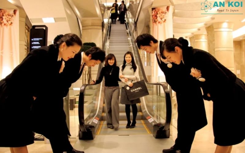 Tinh thần Omotenashi ảnh hưởng từ văn hóa và lễ nghi Nhật Bản