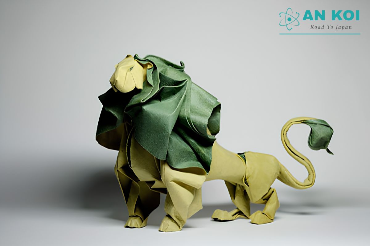 This lion model shows how Origami art can create soft, natural curves through appropriate paper-handling techniques.